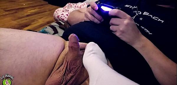  Giving my little dick bro a FOOTJOB and while he plays video games!